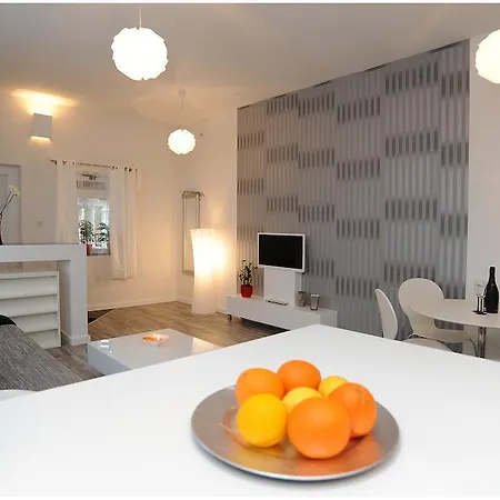 Guest house D&g -i & 3*